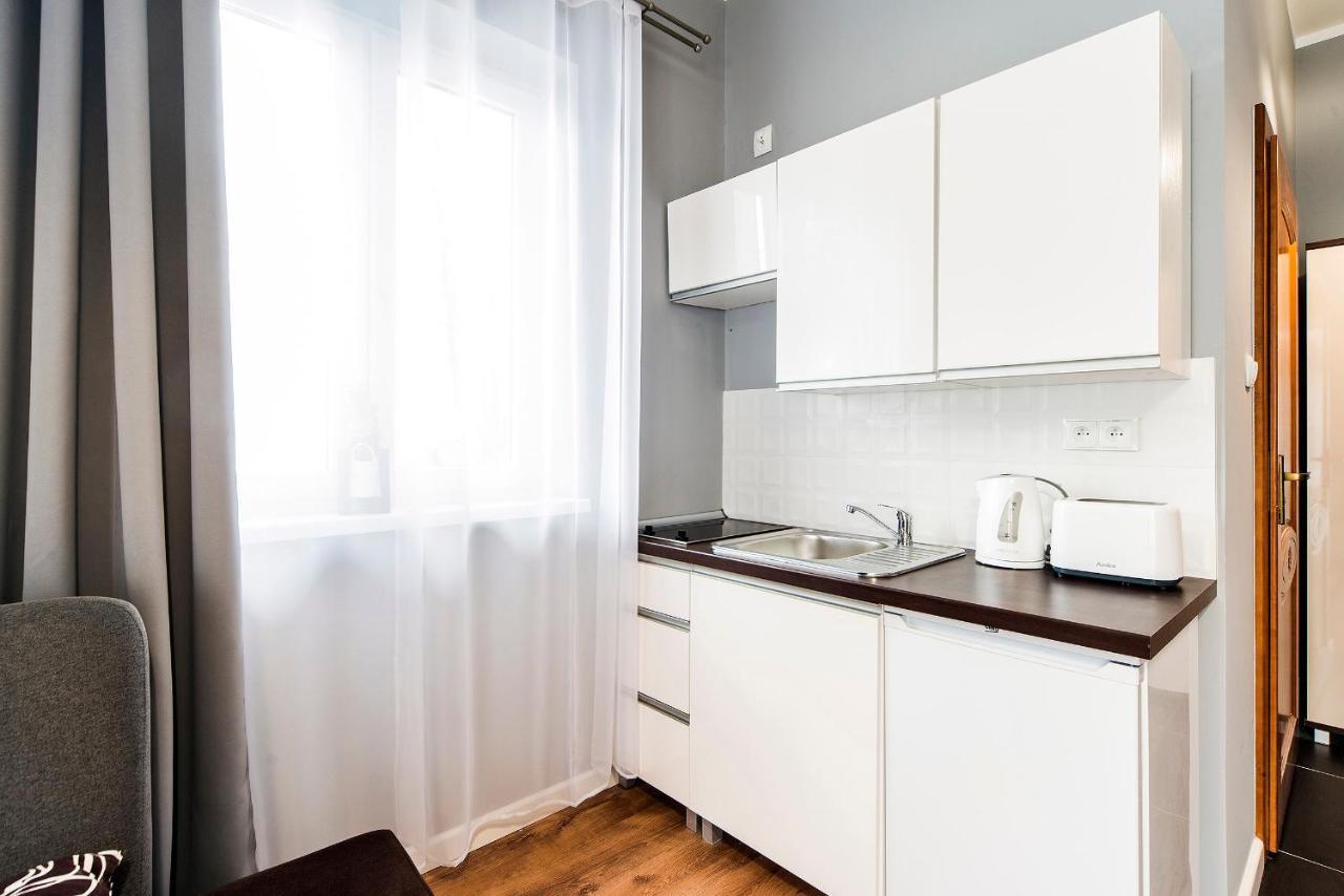 Everysky - Wilcza 3a Apartament *